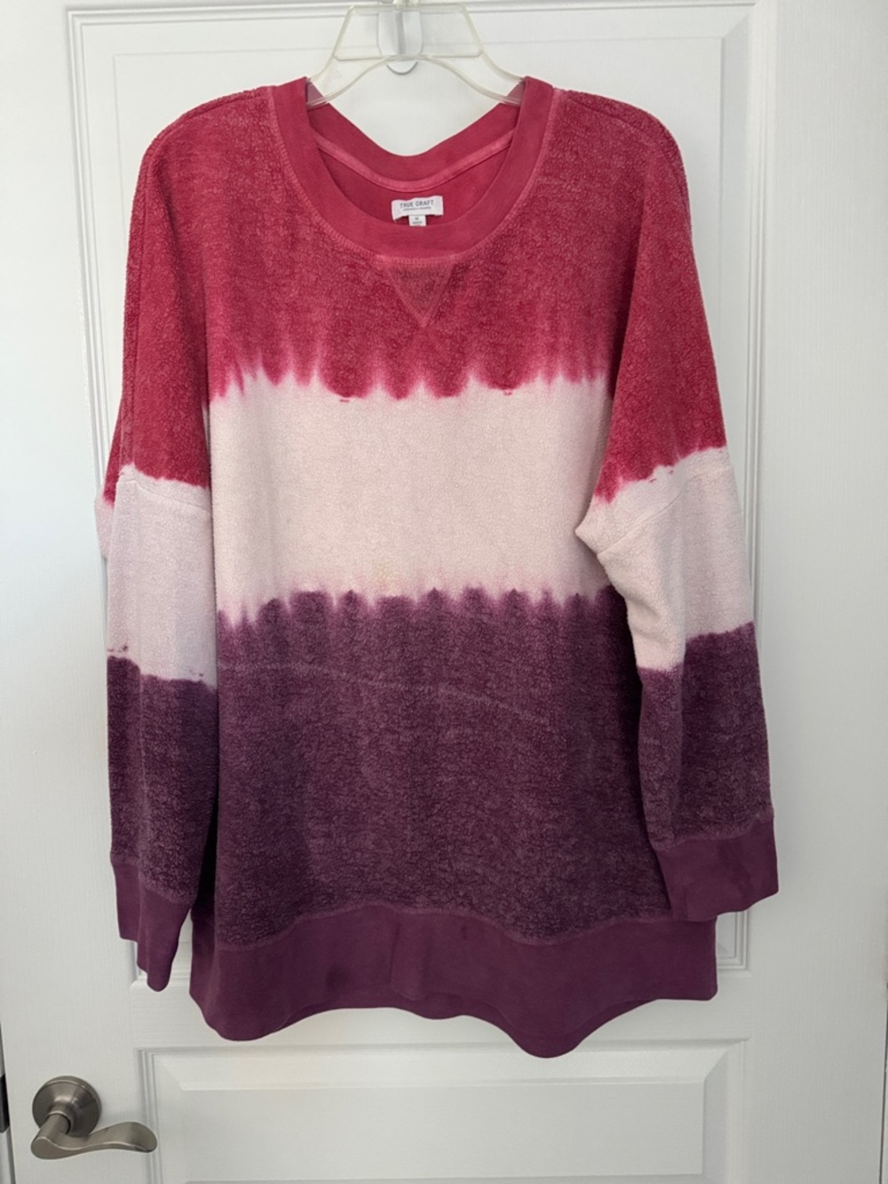 True Craft Pink & Purple Ombre Crewneck Sweater